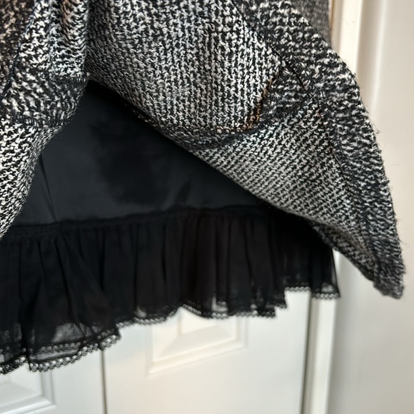 VGUC-Neiman Marcus Exclusive midi skirt w/black lace trim - Picture 2 of 8